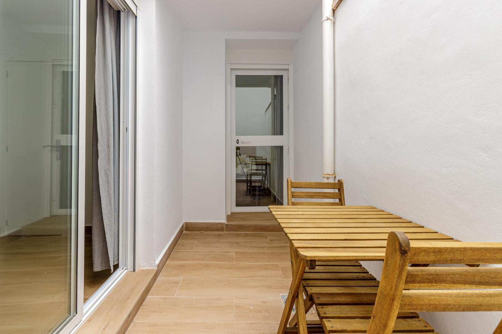Fun Building Flats By Homeabout Malaga Exterior photo
